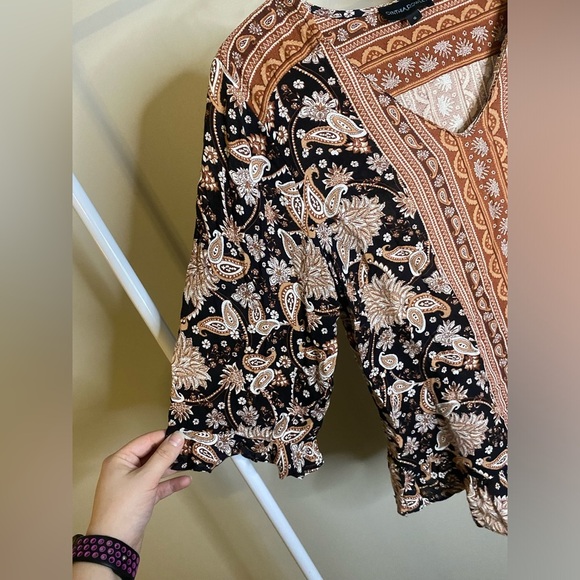 Cynthia Rowley boho brown and black ruffle blouse - Picture 4 of 8